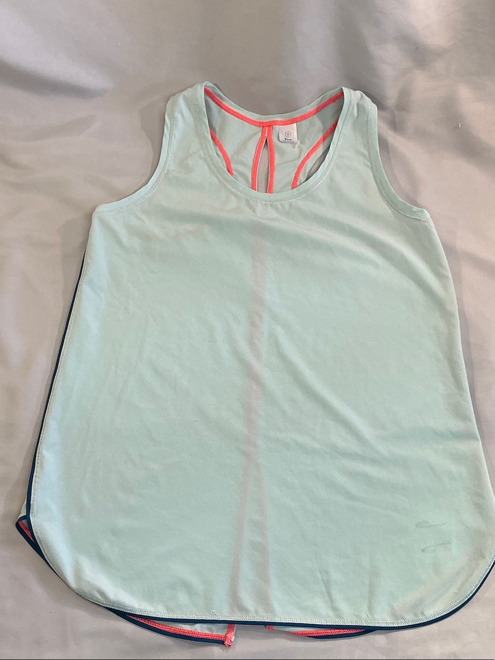 ⭐️ Ivivva - Lululemon girls Mint Tank Top with Coral Trim